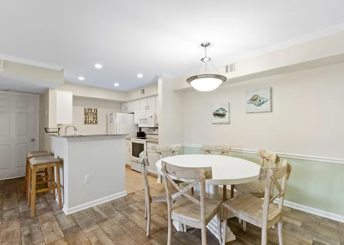 Apartment Colony Club